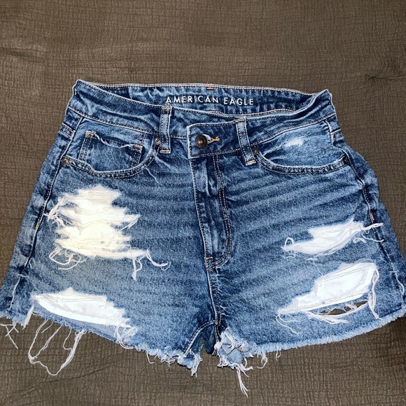American Eagle Outfitters Pants - Size 2 distressed American Eagle denim shorts